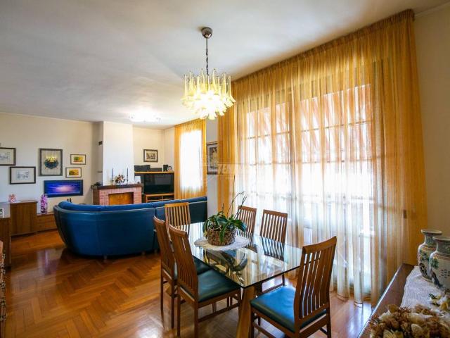 Appartamento in vendita a Lomazzo CO