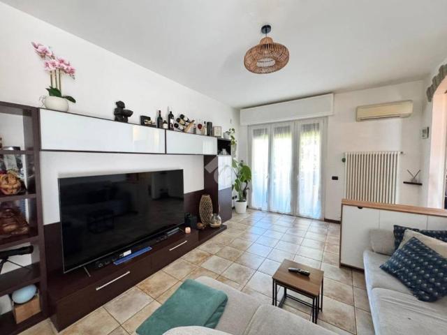 Appartamento in vendita a Lomagna LC