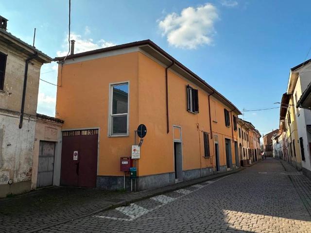 Appartamento in vendita a Lomello PV