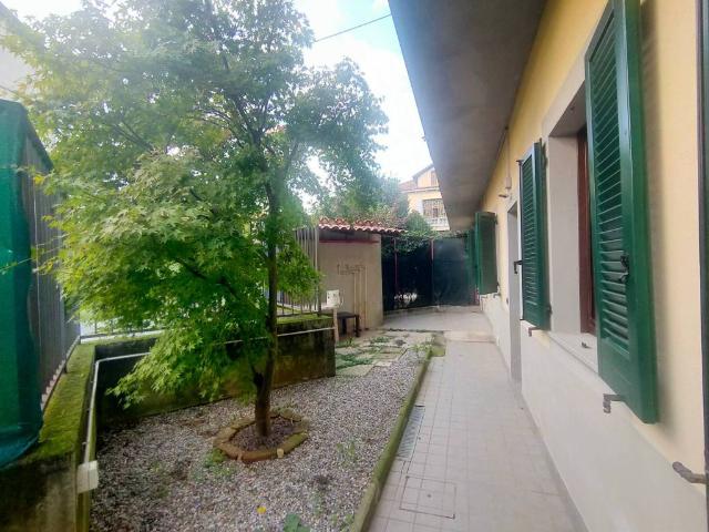 Appartamento in vendita a Lonate Ceppino VA