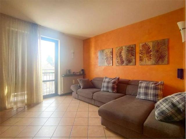 Appartamento in vendita a Lonate Ceppino VA