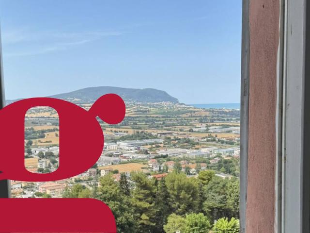 Appartamento in vendita a Loreto AN