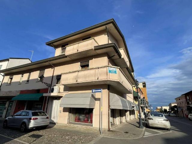Appartamento in vendita a Loreo RO