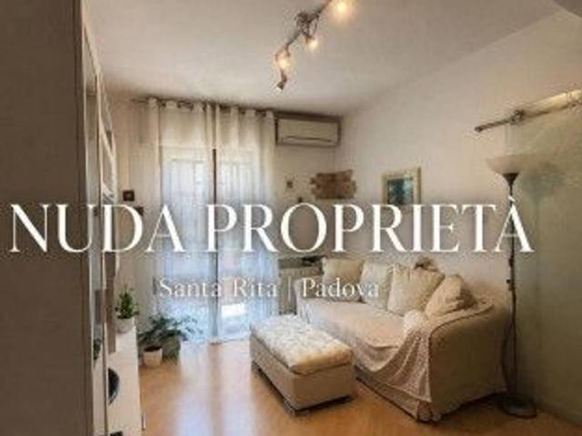 Appartamento in vendita a Padova