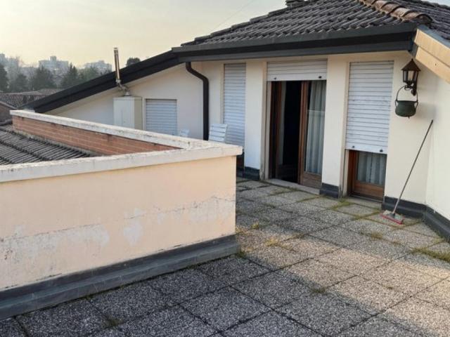 Appartamento in vendita a Padova via Santa Maria in Vanzo, Città Giardino