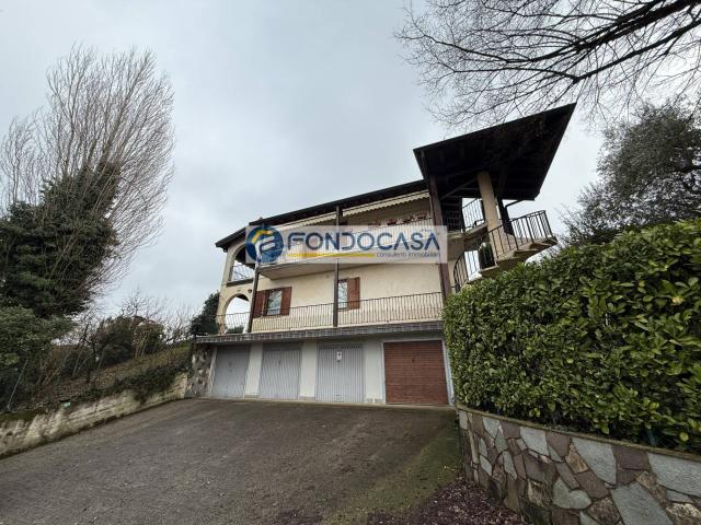 Appartamento in vendita a Padenghe sul Garda