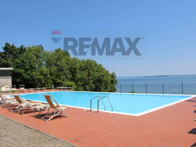 Appartamento in vendita a Padenghe Sul Garda