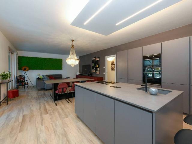 Appartamento in vendita a Padenghe sul Garda BS