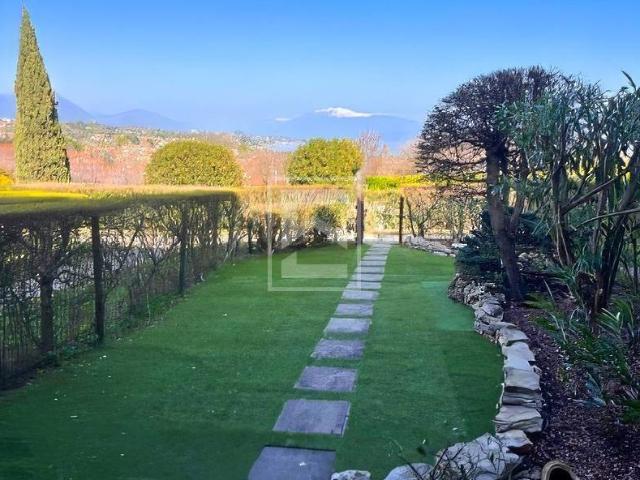 Appartamento in vendita a Padenghe sul Garda BS
