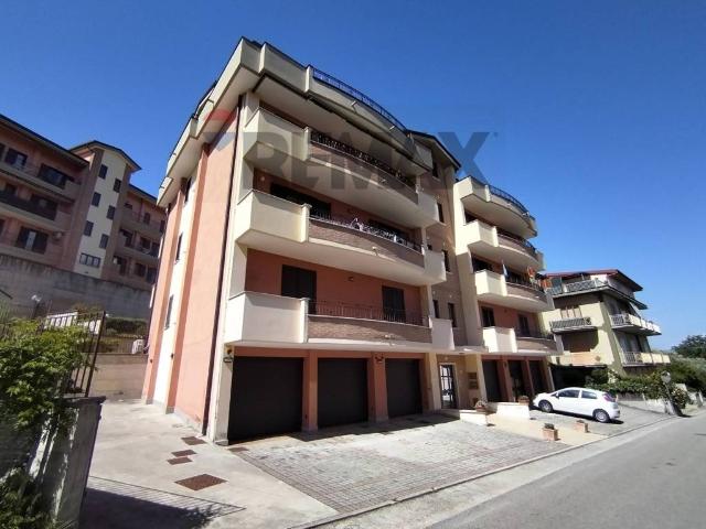 Appartamento in vendita a Paduli via di benevento, 32