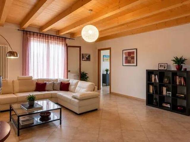 Appartamento in vendita a Paese TV