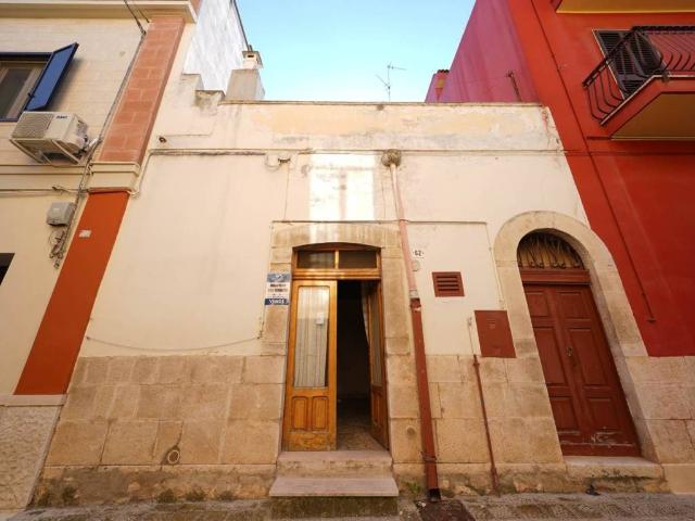 Casa indipendente in vendita a Palo del Colle BA