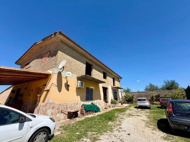 Appartamento in vendita a Palombara Sabina RM