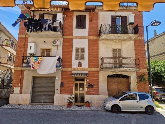 Appartamento in vendita a Palombara Sabina RM