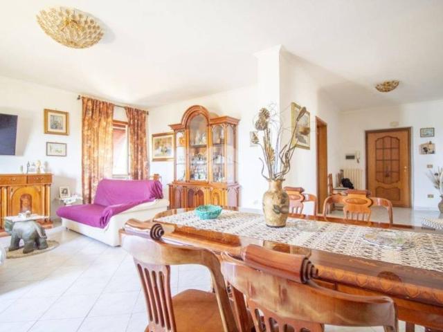 Appartamento in vendita a Palombara Sabina RM