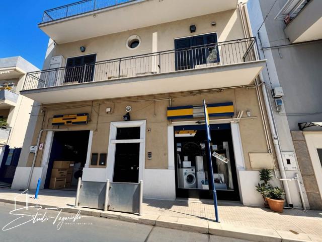 Appartamento in vendita a Palagiano via Oronzo Massa 6