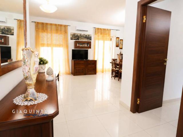 Appartamento in vendita a Palagonia CT