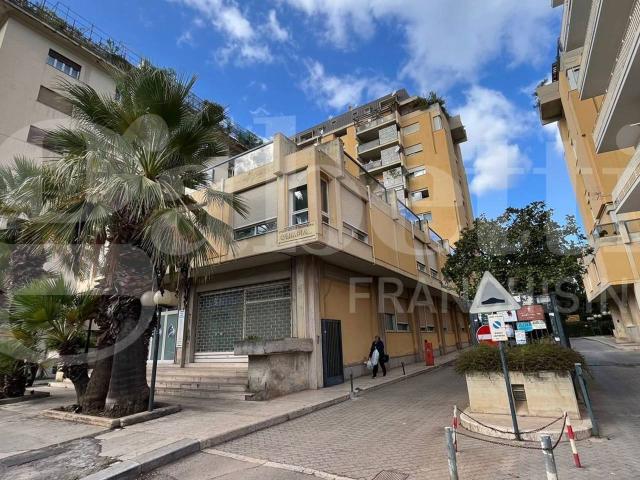 Appartamento in vendita a Palermo
