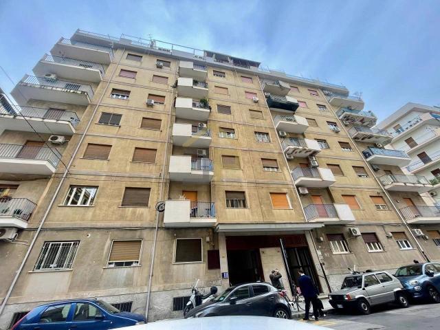 Appartamento in vendita a Palermo