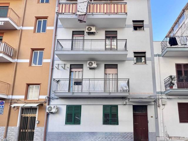 Appartamento in vendita a Palermo