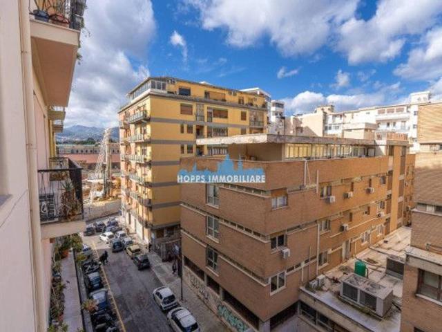 Appartamento in vendita a Palermo