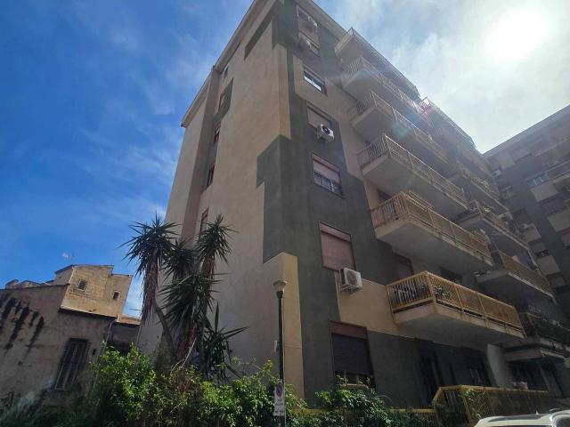 Appartamento in vendita a Palermo