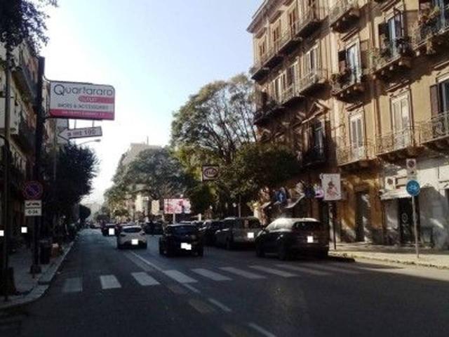 Appartamento in vendita a Palermo