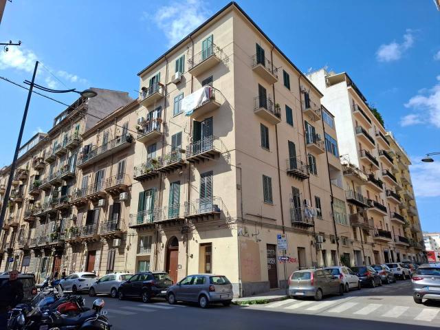 Appartamento in vendita a Palermo