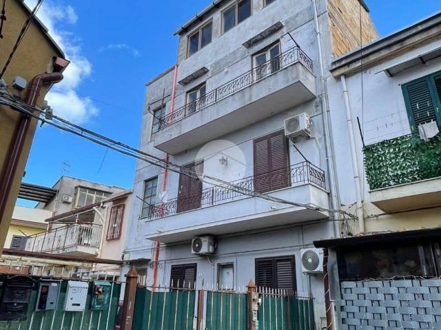 Appartamento in vendita a Palermo