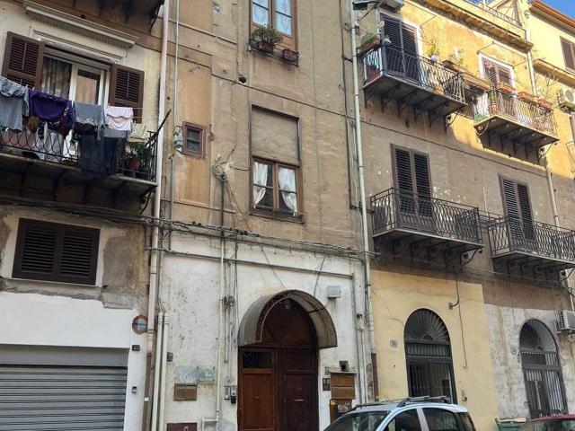 Appartamento in vendita a Palermo