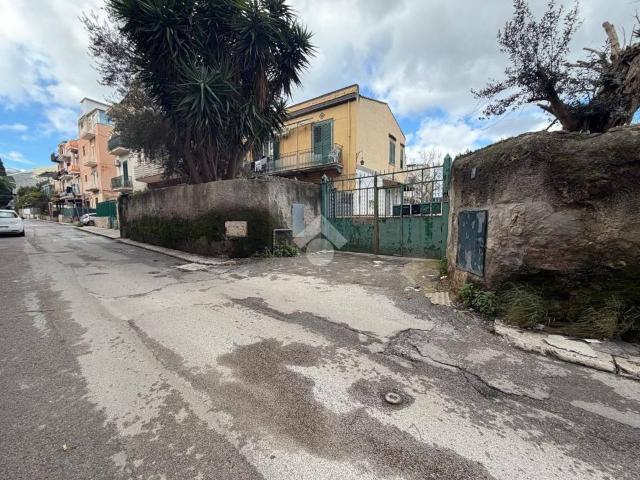 Appartamento in vendita a Palermo