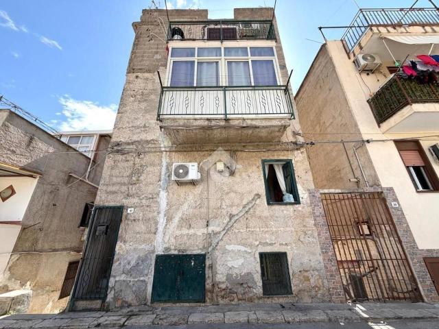 Appartamento in vendita a Palermo