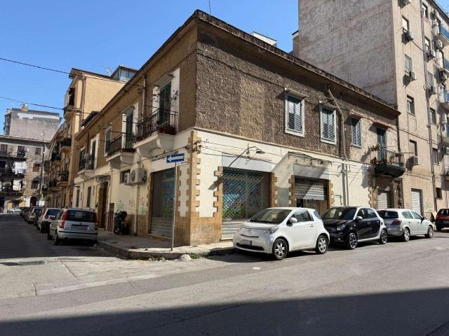 Appartamento in vendita a Palermo
