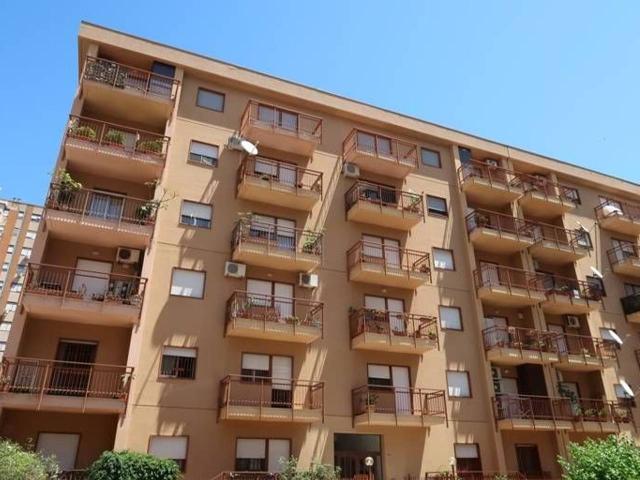 Appartamento in vendita a Palermo