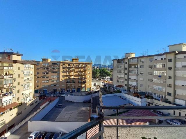 Appartamento in vendita a Palermo