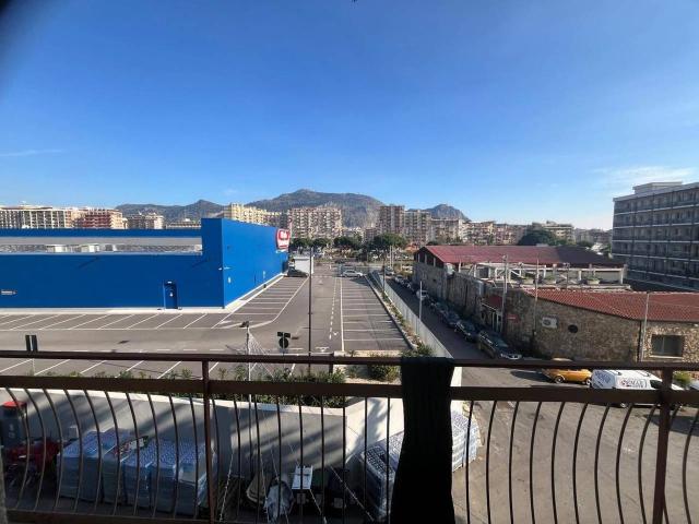 Appartamento in vendita a Palermo