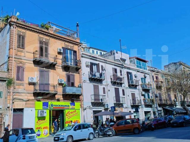Appartamento in vendita a Palermo
