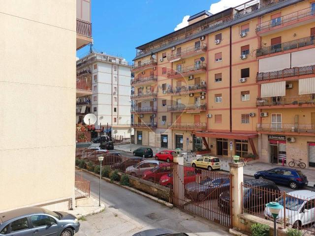 Appartamento in vendita a Palermo