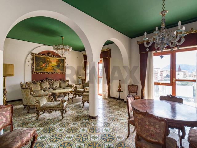 Appartamento in vendita a Palermo