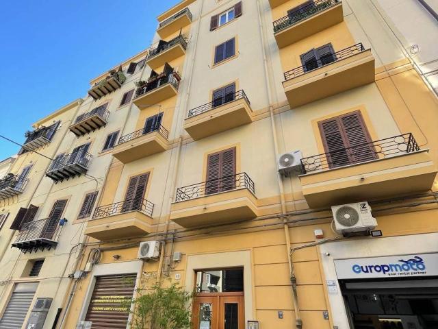 Appartamento in vendita a Palermo