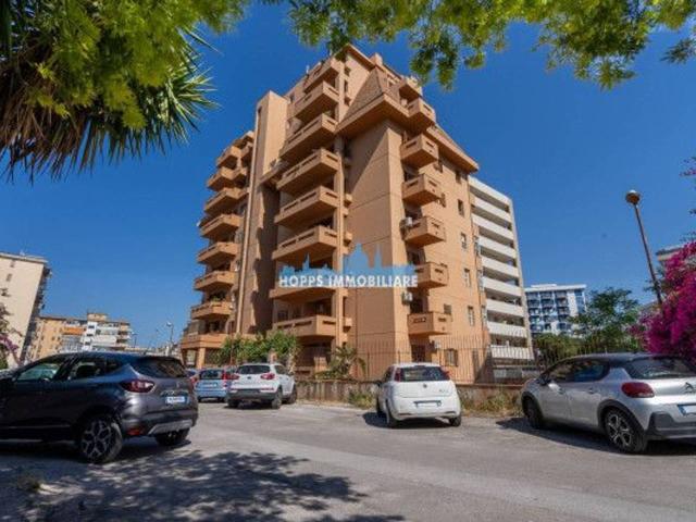 Appartamento in vendita a Palermo
