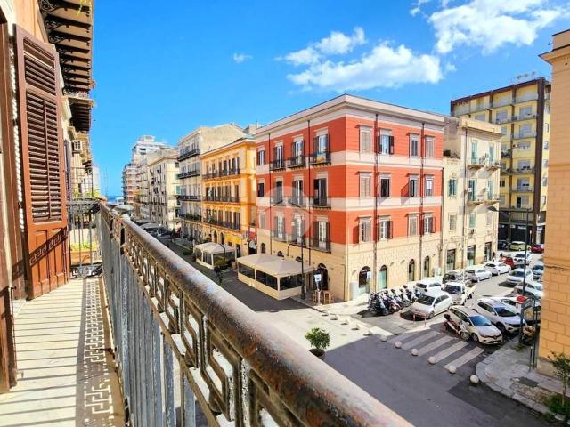 Appartamento in vendita a Palermo