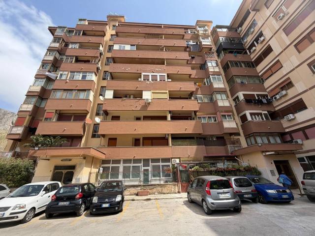 Appartamento in vendita a Palermo