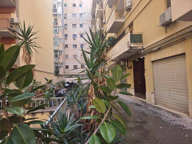 Appartamento in vendita a Palermo