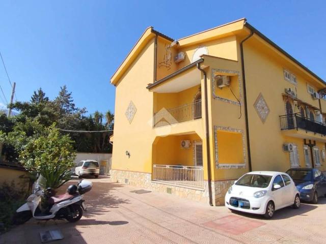 Appartamento in vendita a Palermo