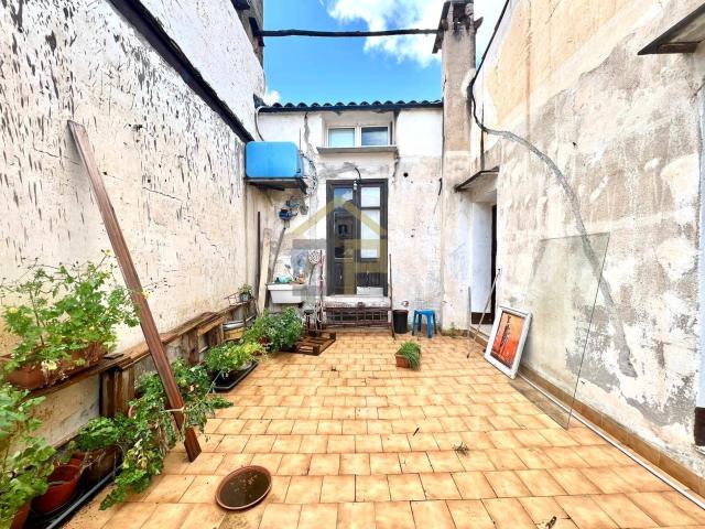Appartamento in vendita a Palermo, Centro storico
