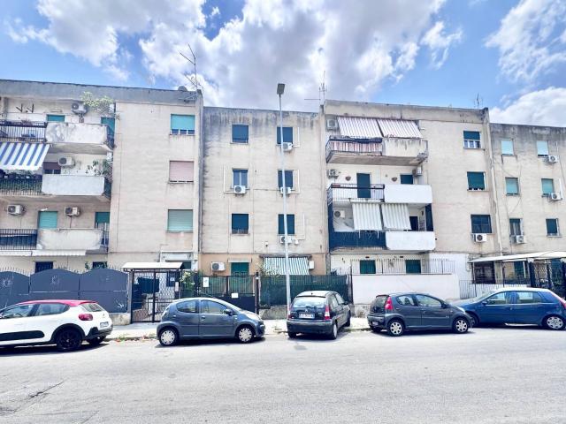 Appartamento in vendita a Palermo, Michelangelo