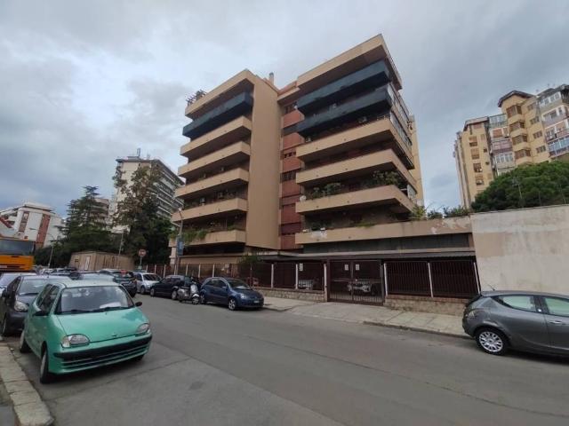 Appartamento in vendita a Palermo PA