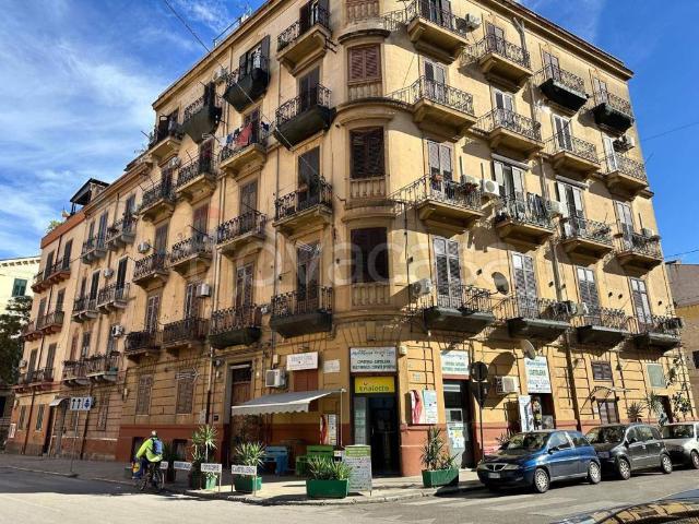 Appartamento in vendita a Palermo via Carlo Pisacane, 18, Oreto Perez