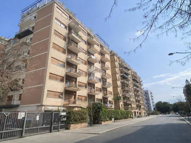 Appartamento in vendita a Palermo via Sicilia, 10, Libertà Villabianca